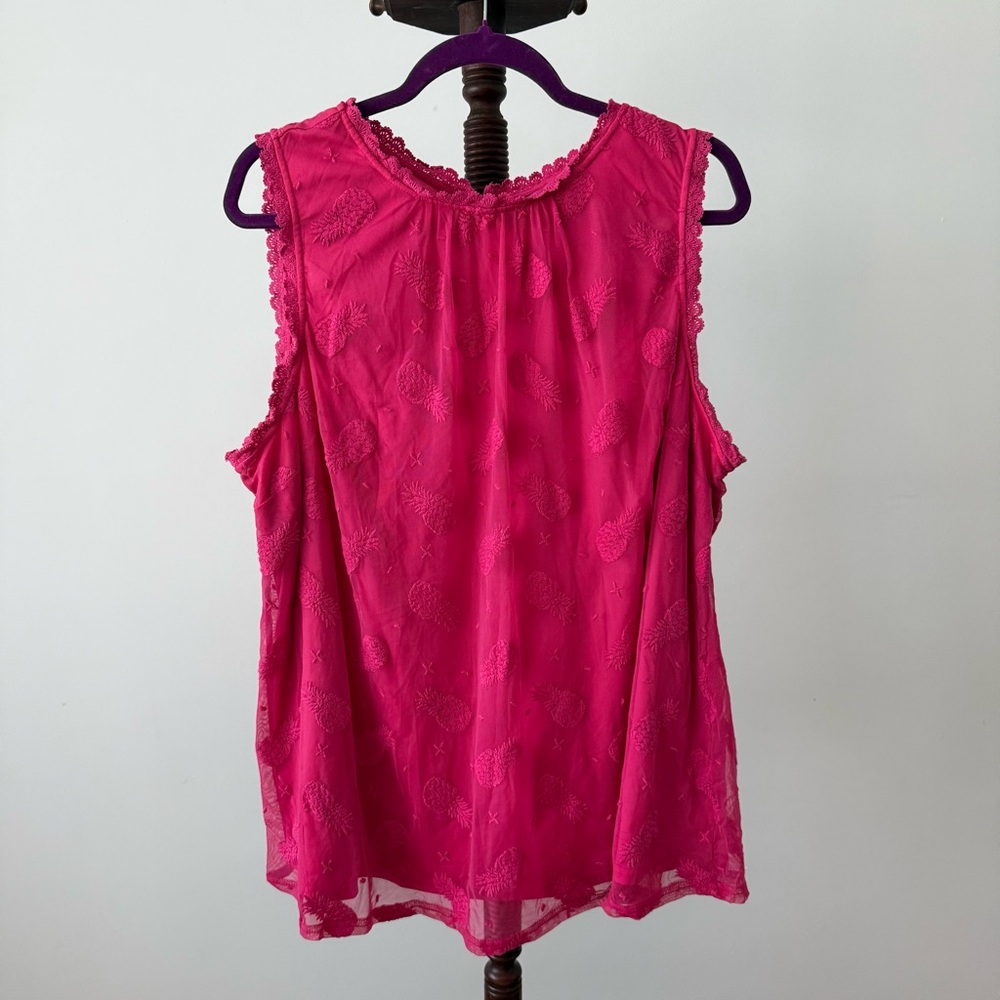 🍍🍍 Torrid Hot Pink Embroidered Pineapple Sheer Sleeveless Blouse 2X